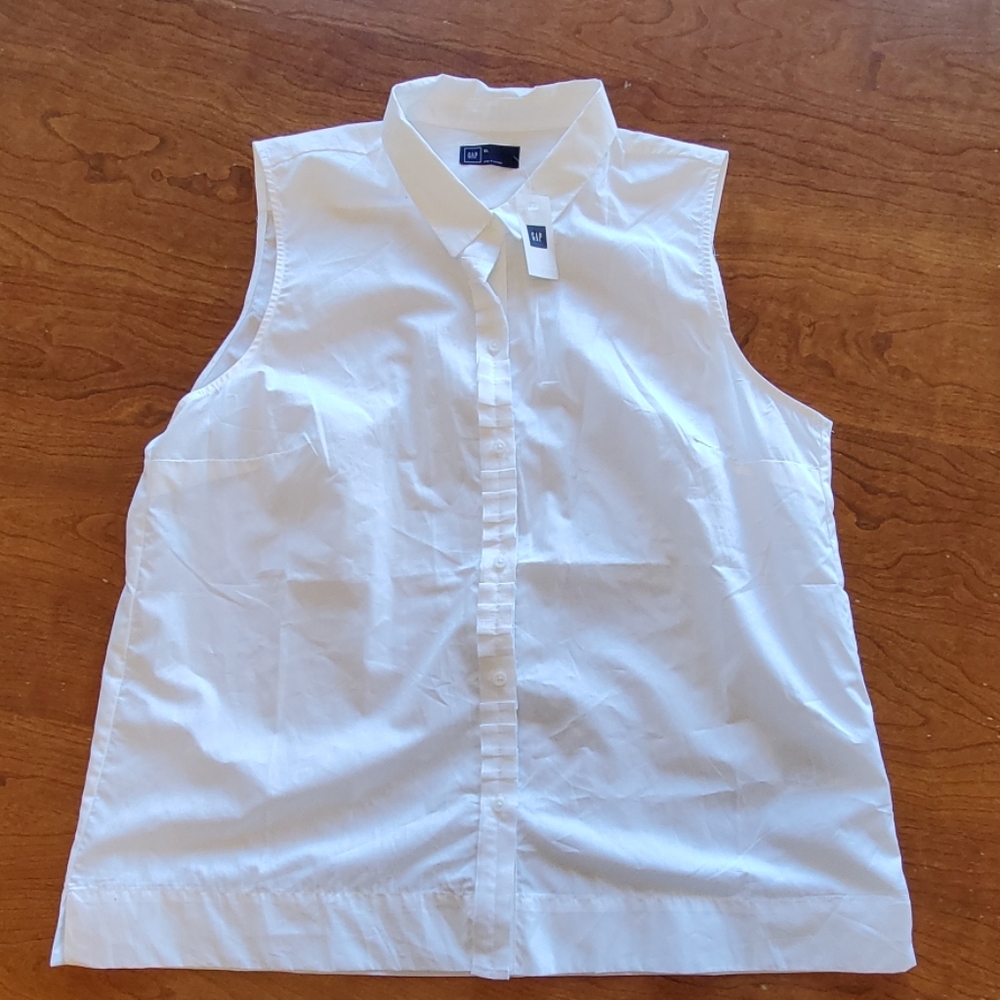Gap sleeveless buttondown White size XL